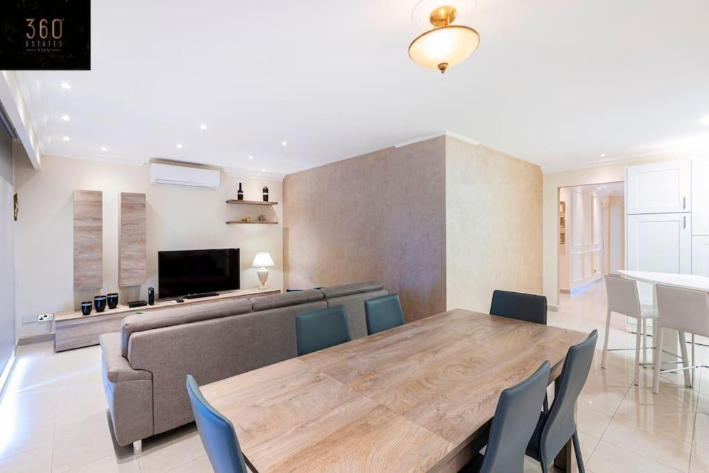 One Of A Kind, Seafront Property In St Georges Bay By 360 Estates Saint Julian's Exterior photo